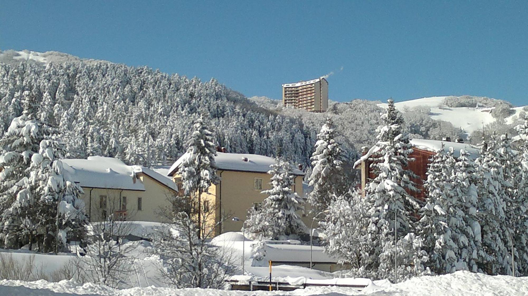 Albergo Corradetti Castel Di Sangro Exterior photo